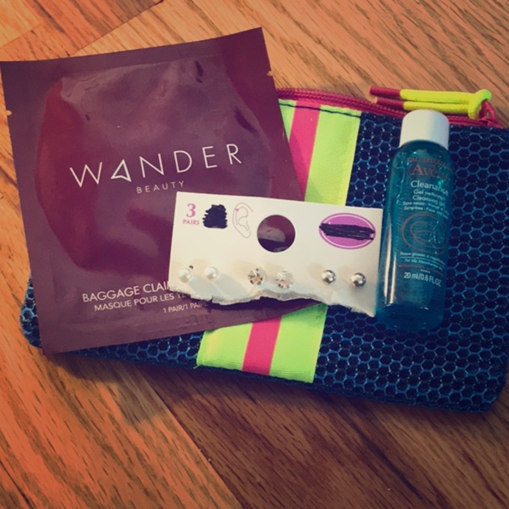 *FREE BAG* Earrings, Eye Mask, Cleanser